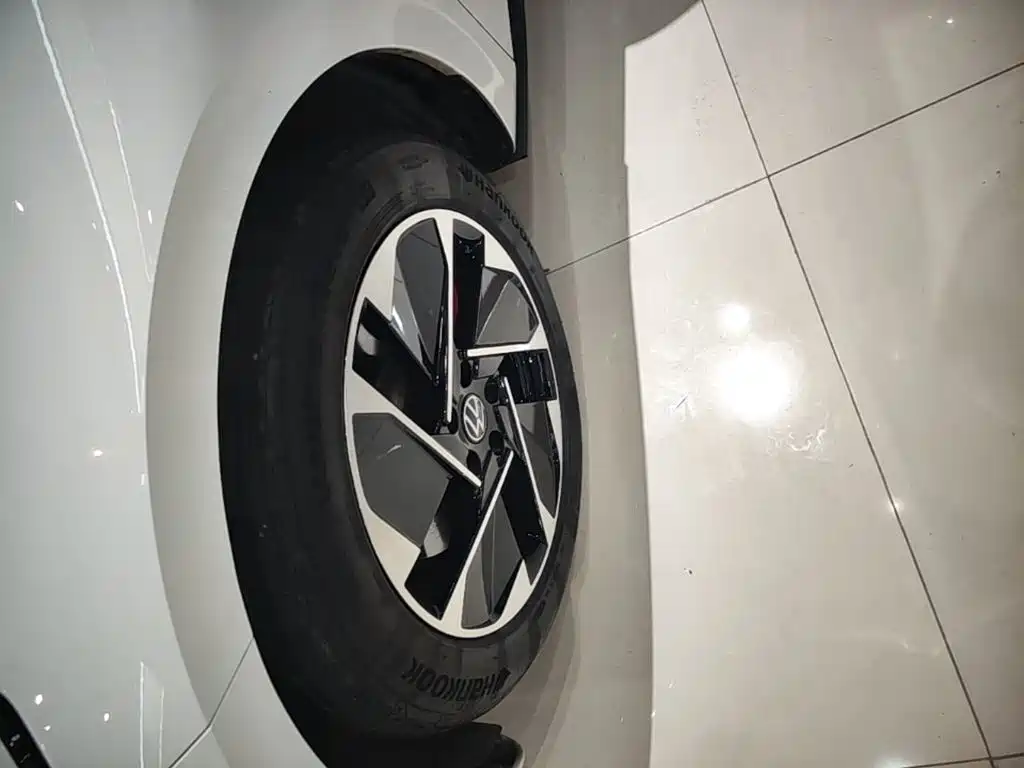 Volkswagen ID.3 — миниатюра 23