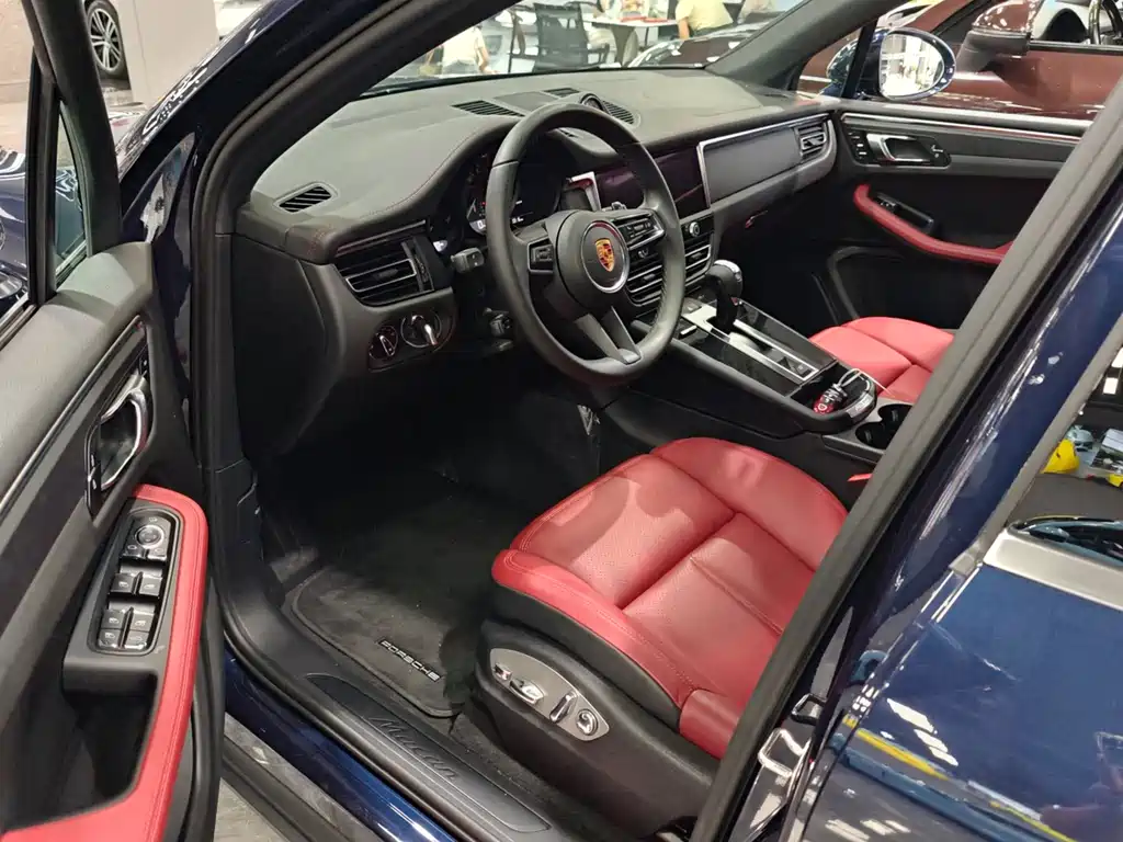 Porsche Macan — миниатюра 4
