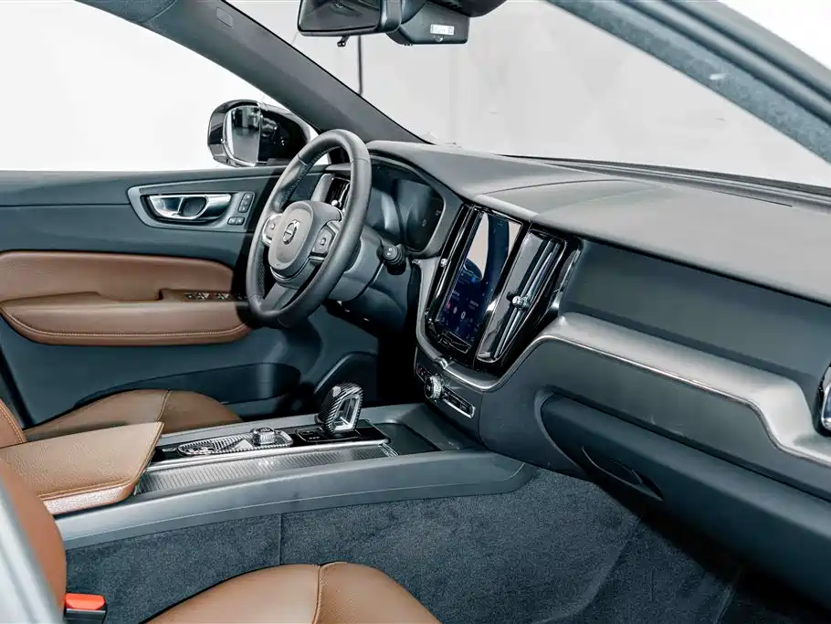Volvo XC60 — миниатюра 17