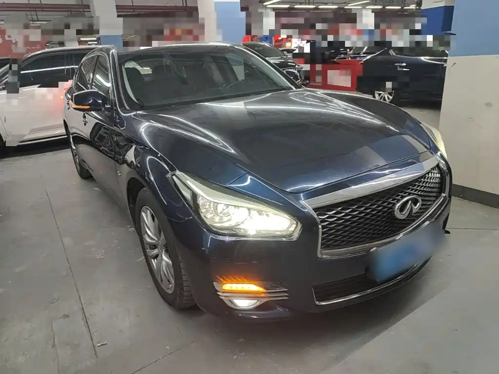Infiniti Q70 — миниатюра 4