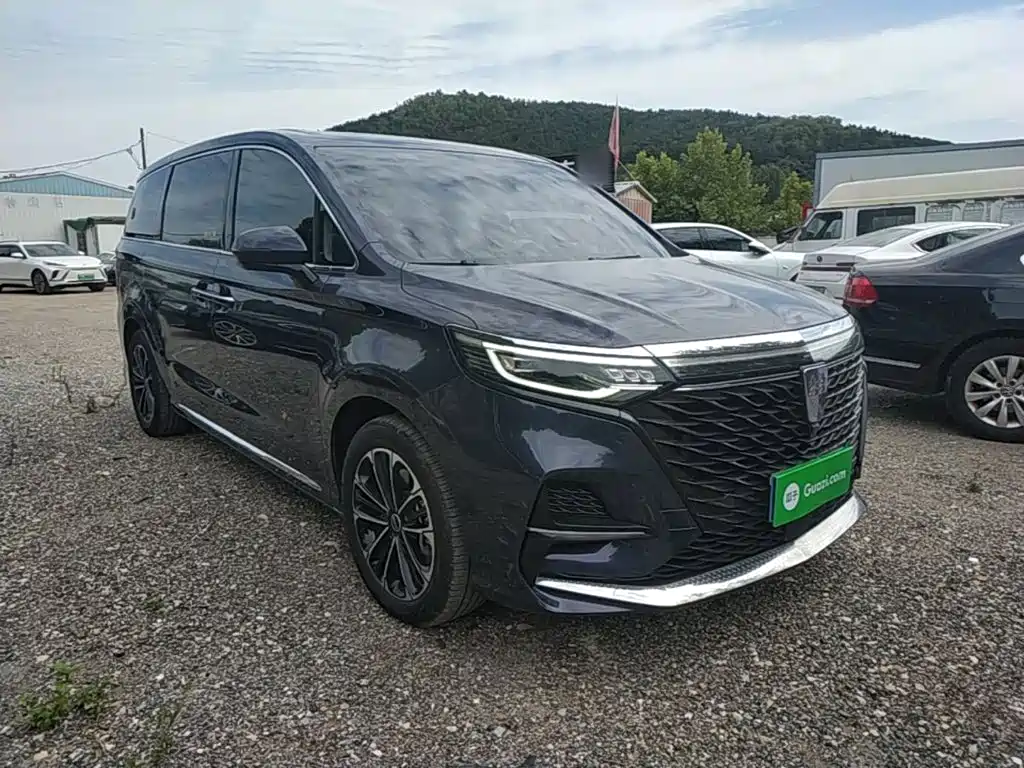 Roewe iMAX8 — миниатюра 4