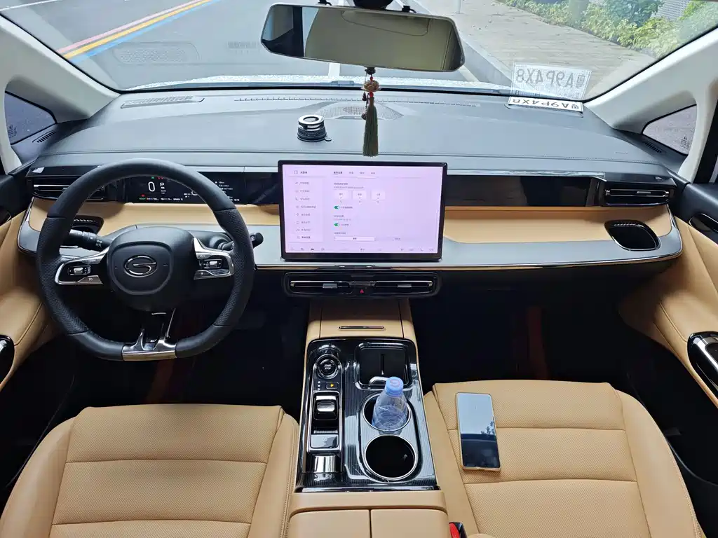 GAC Motor Trumpchi E8 PHEV — миниатюра 19