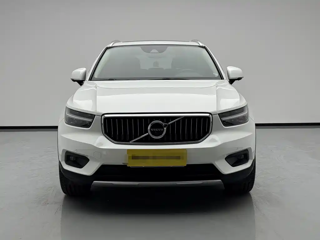 Volvo XC40 — миниатюра 2