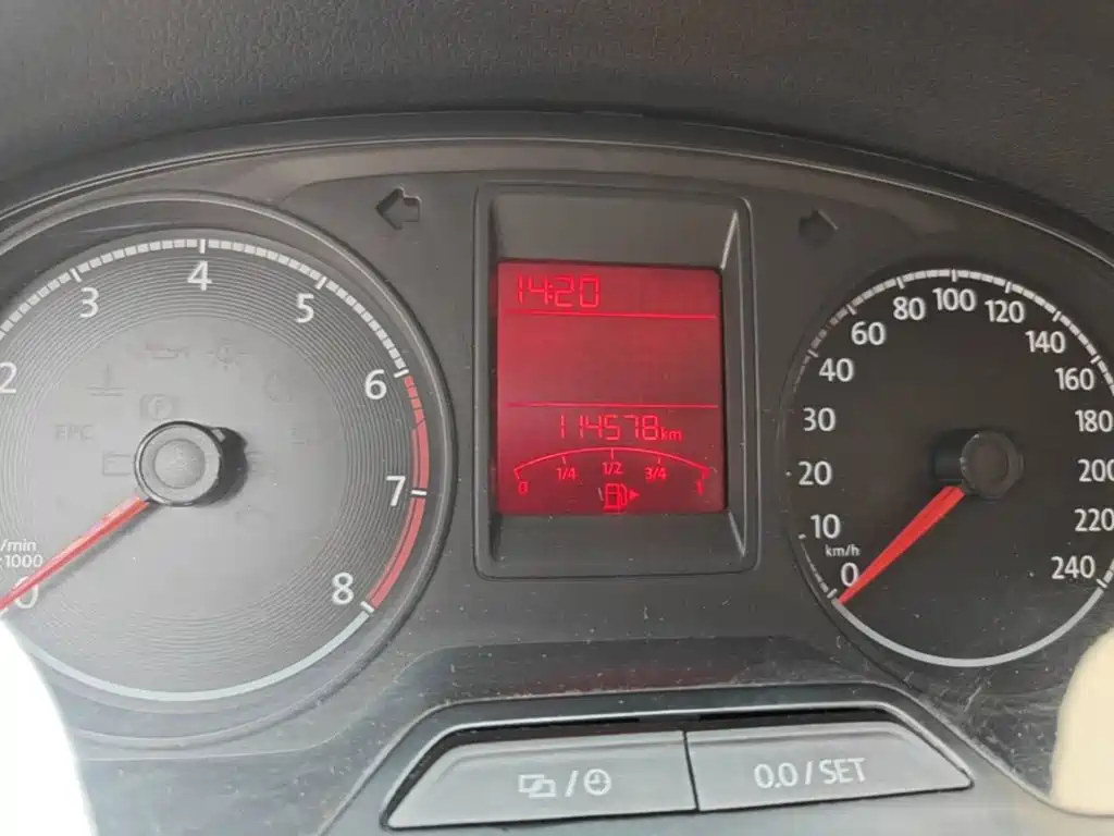 Volkswagen Jetta — миниатюра 12