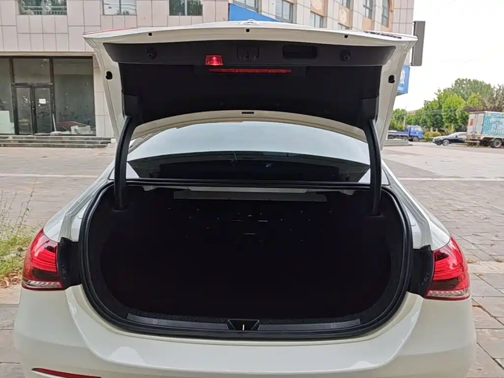 Mercedes-Benz A-Class — миниатюра 19
