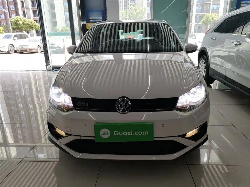Volkswagen Polo 2015 1.4TSI GTI