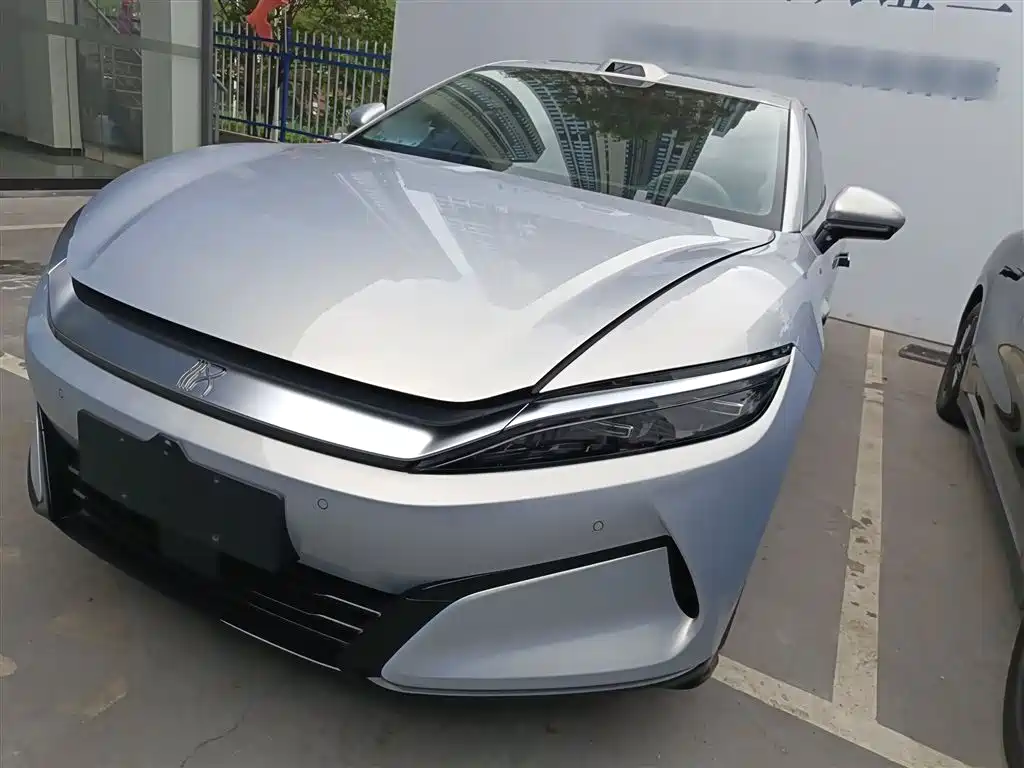 Byd 汉L 2025