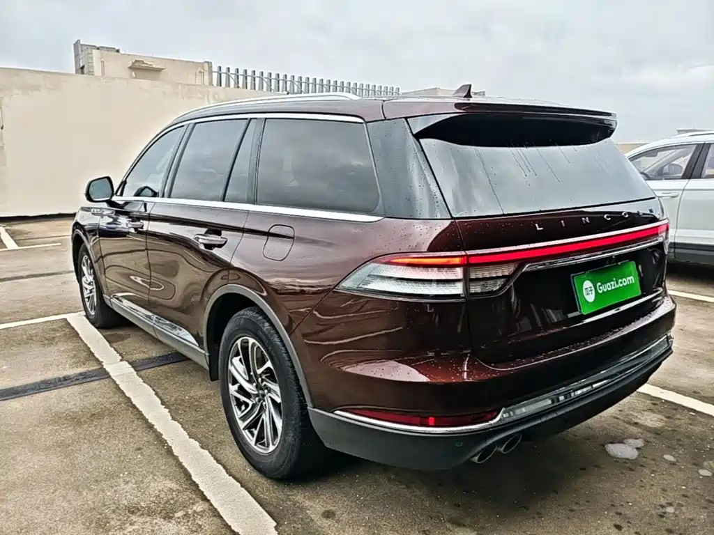 Lincoln Aviator (Import) — миниатюра 5
