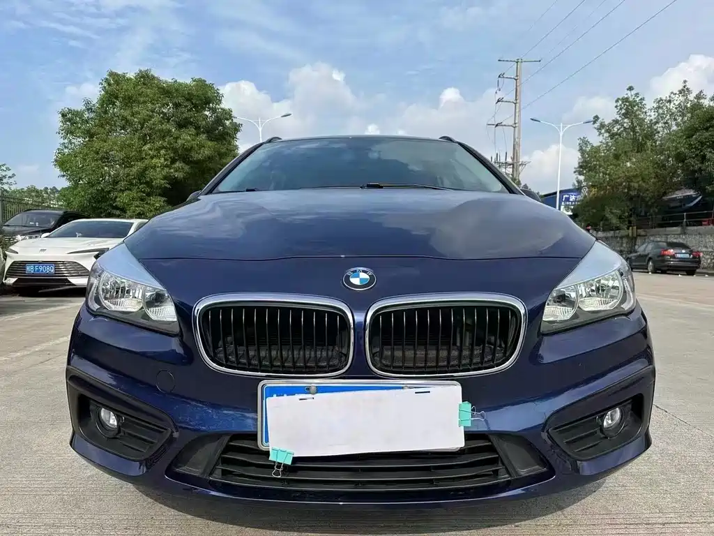 BMW 2 SERIES STATION WAGON