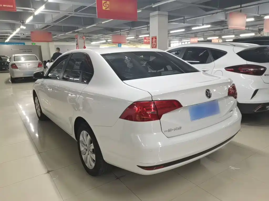 Volkswagen Bora — миниатюра 5
