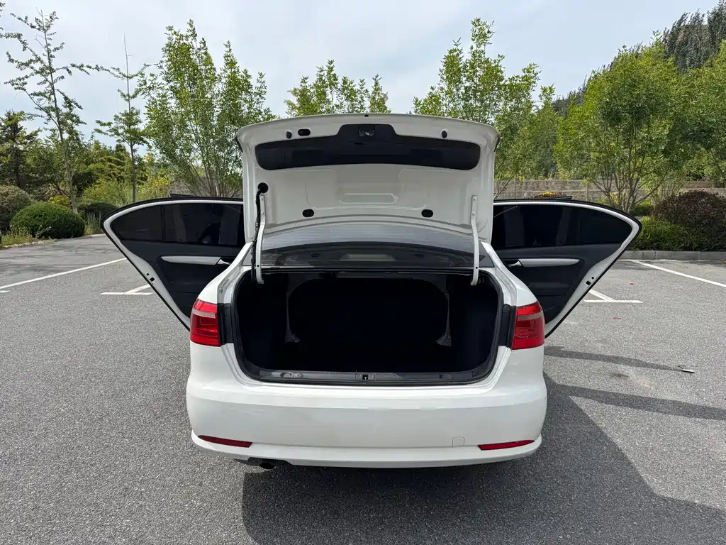 Volkswagen Lavida — миниатюра 15