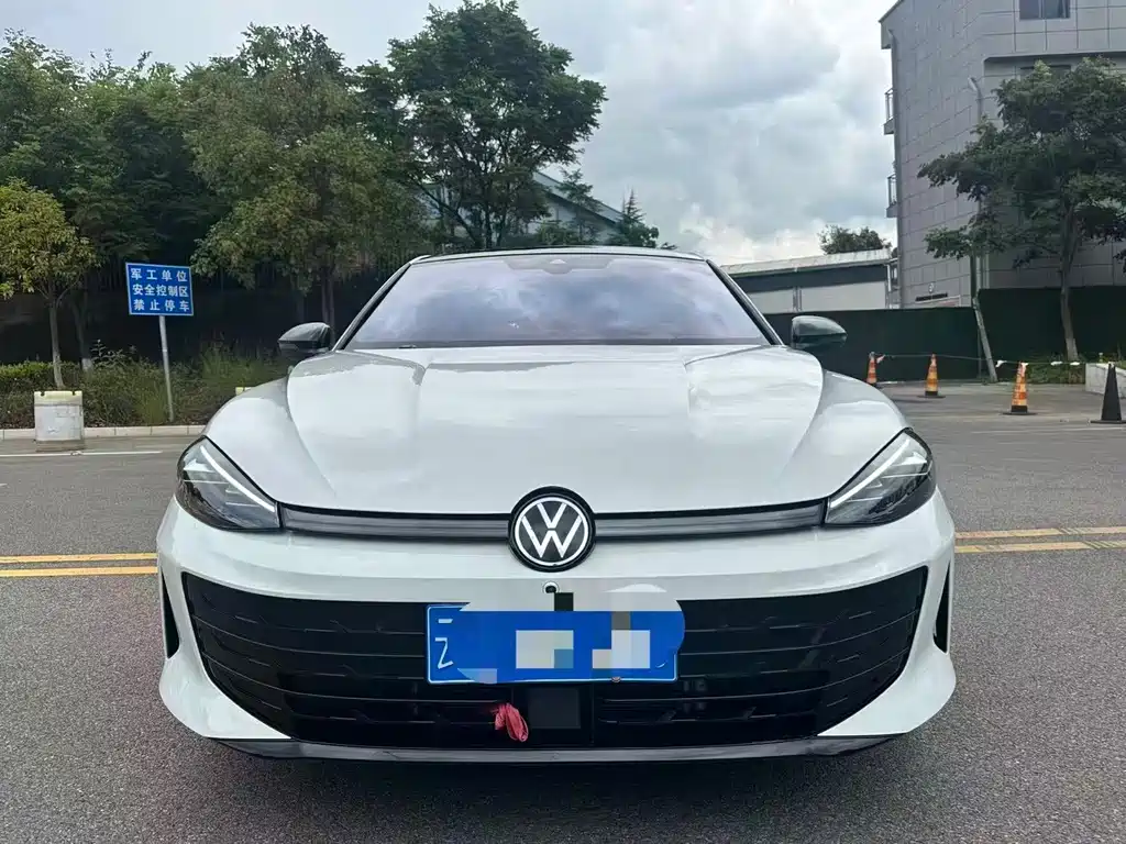 Volkswagen Lamando — миниатюра 2