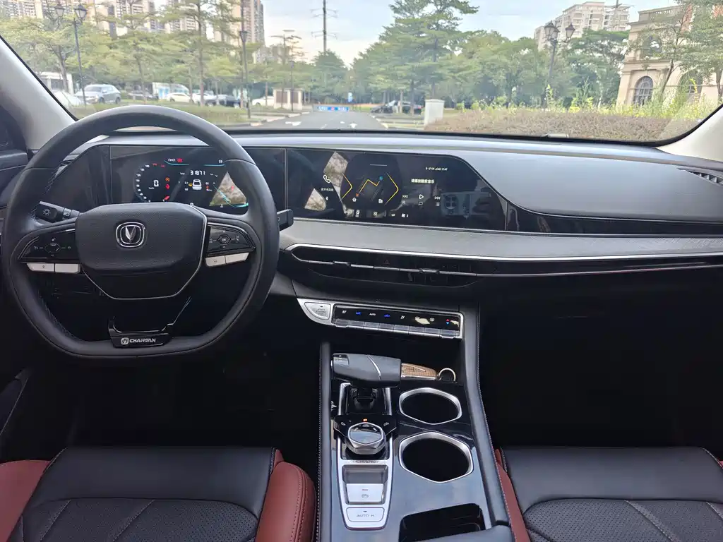Changan Eado — миниатюра 5