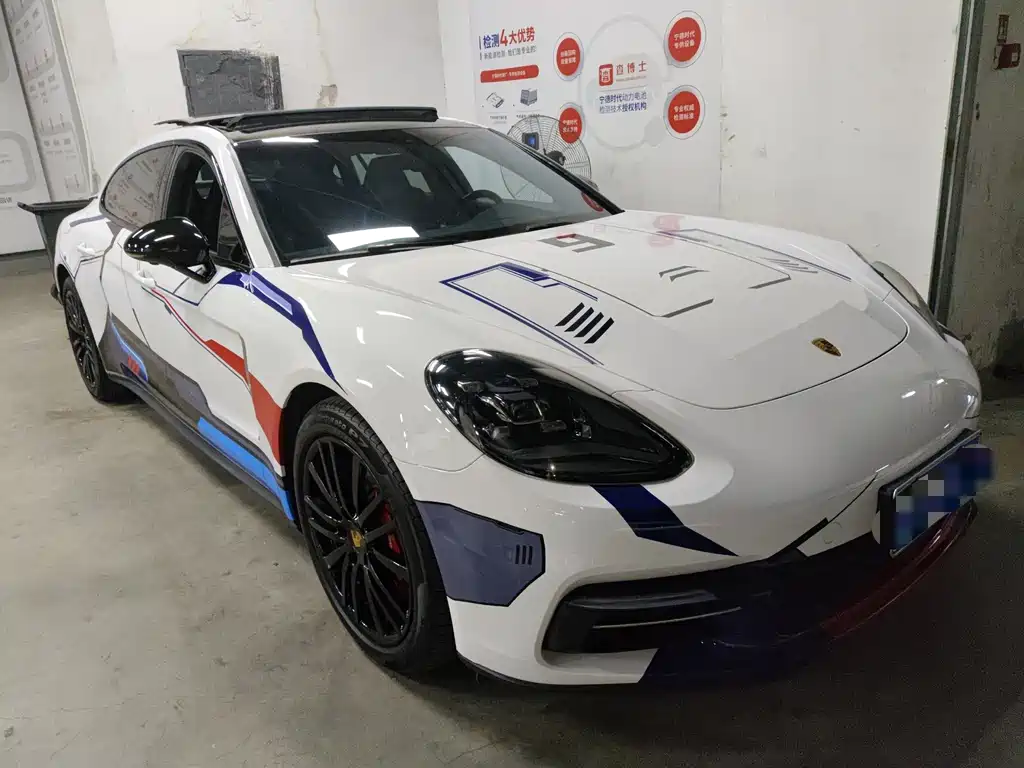 Porsche Panamera — миниатюра 3