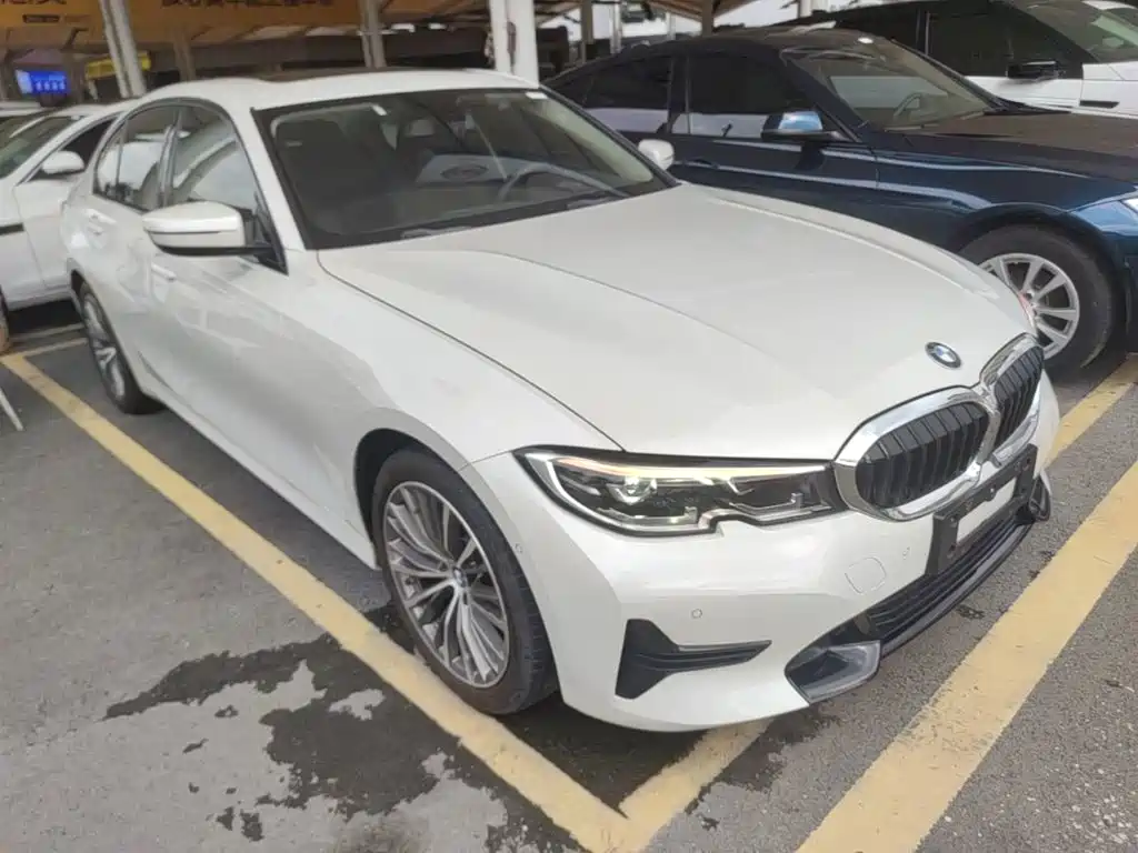 BMW 3 Series — миниатюра 4