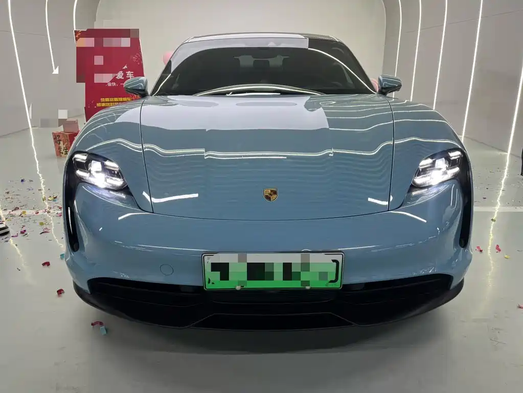 Porsche Taycan — миниатюра 2