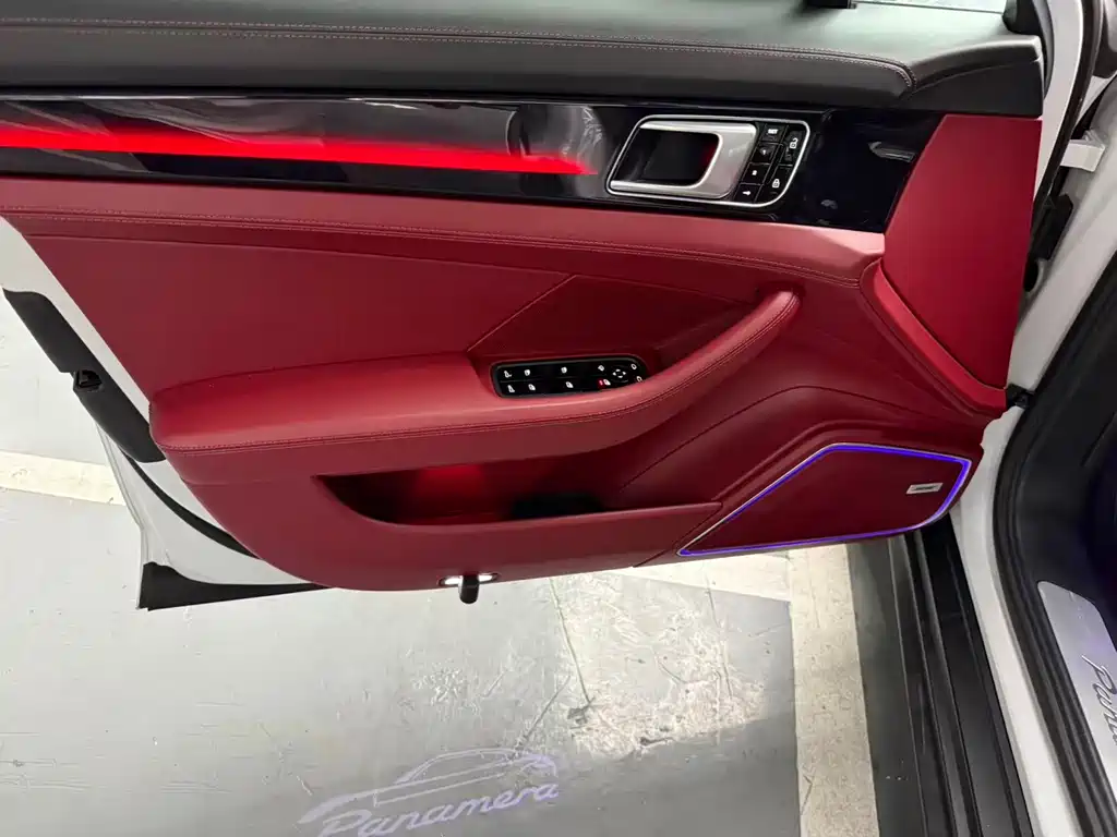 Porsche Panamera — миниатюра 6