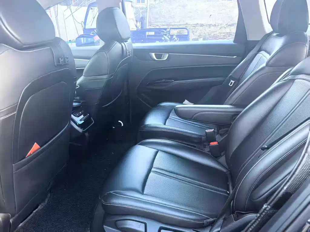 Wuling Victory — миниатюра 3