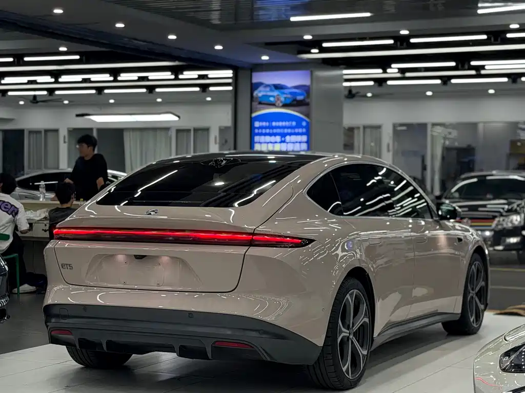 NIO ET5 — миниатюра 6