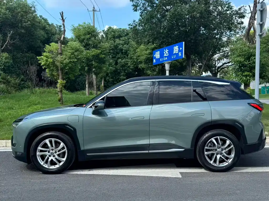 NIO ES6 — миниатюра 3