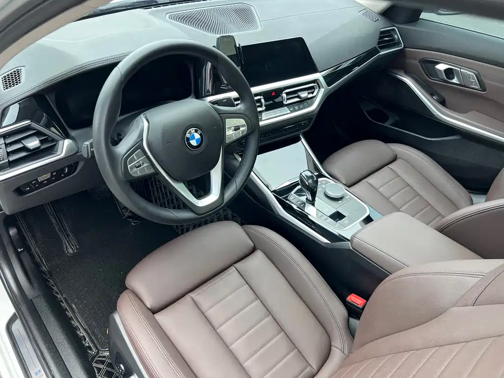 BMW 3 Series — миниатюра 8