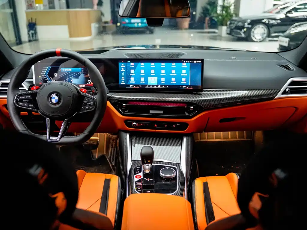 BMW M4 — миниатюра 3
