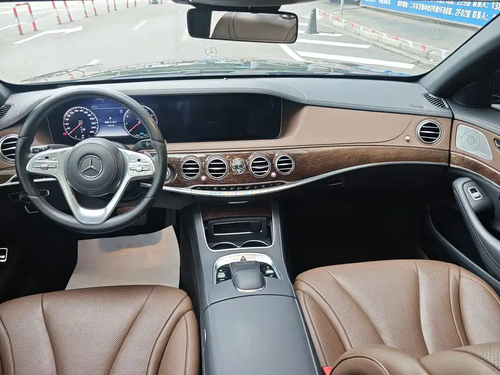 Mercedes-Benz S-Class — миниатюра 11