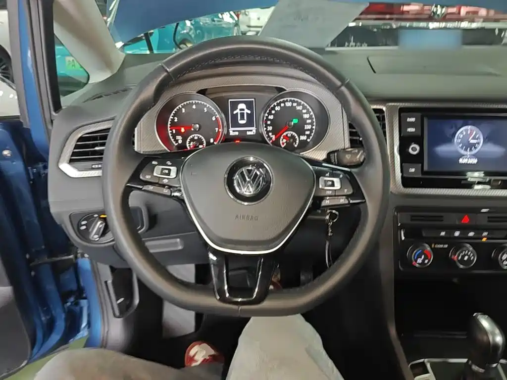 Volkswagen Golf Sportsvan — миниатюра 11