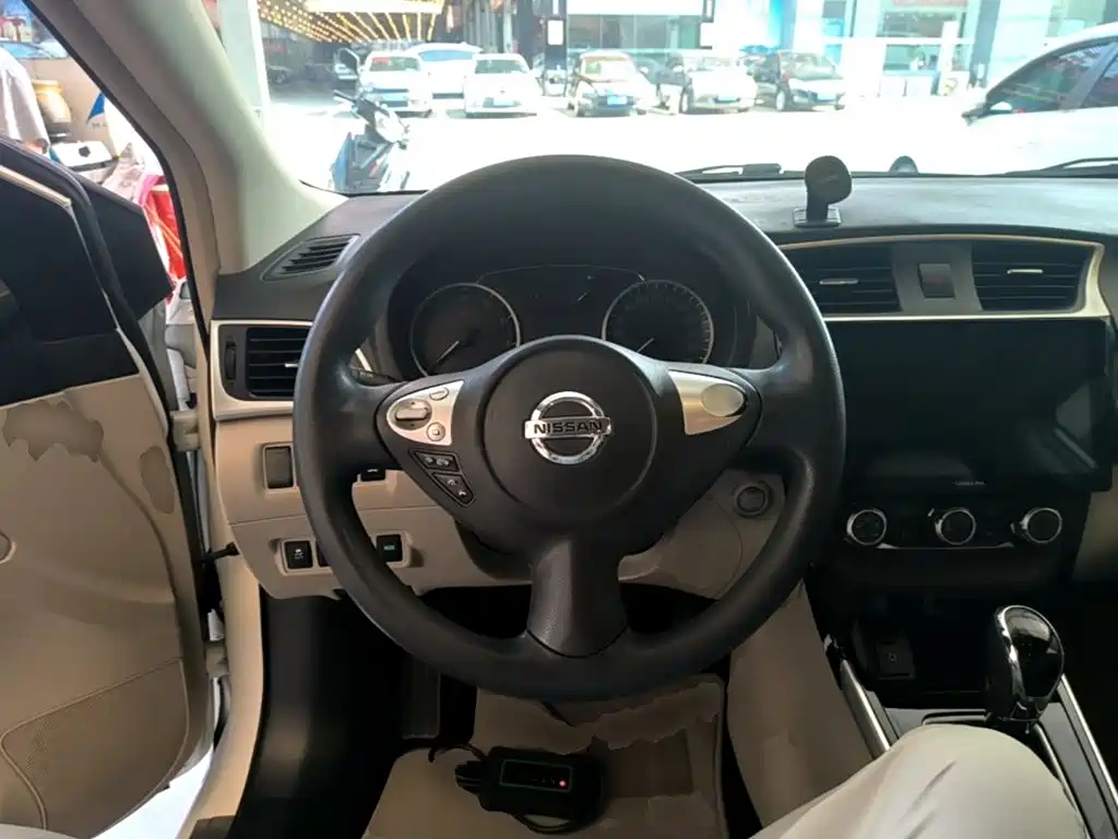 Nissan Sylphy — миниатюра 11