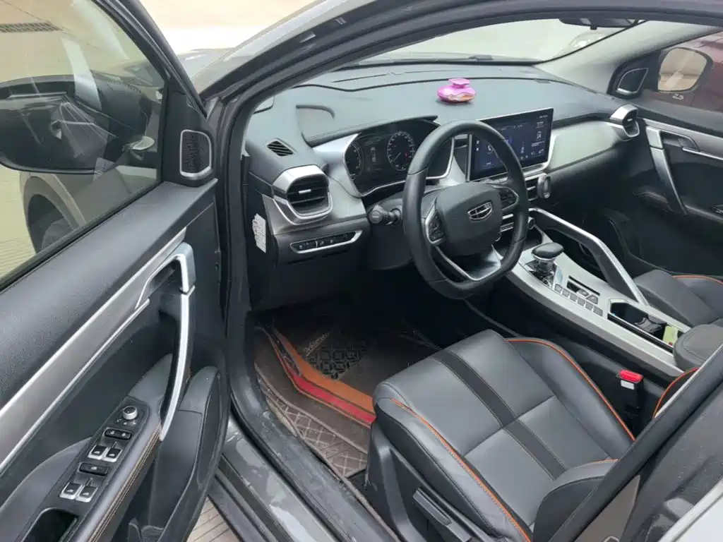 Geely Binyue — миниатюра 16