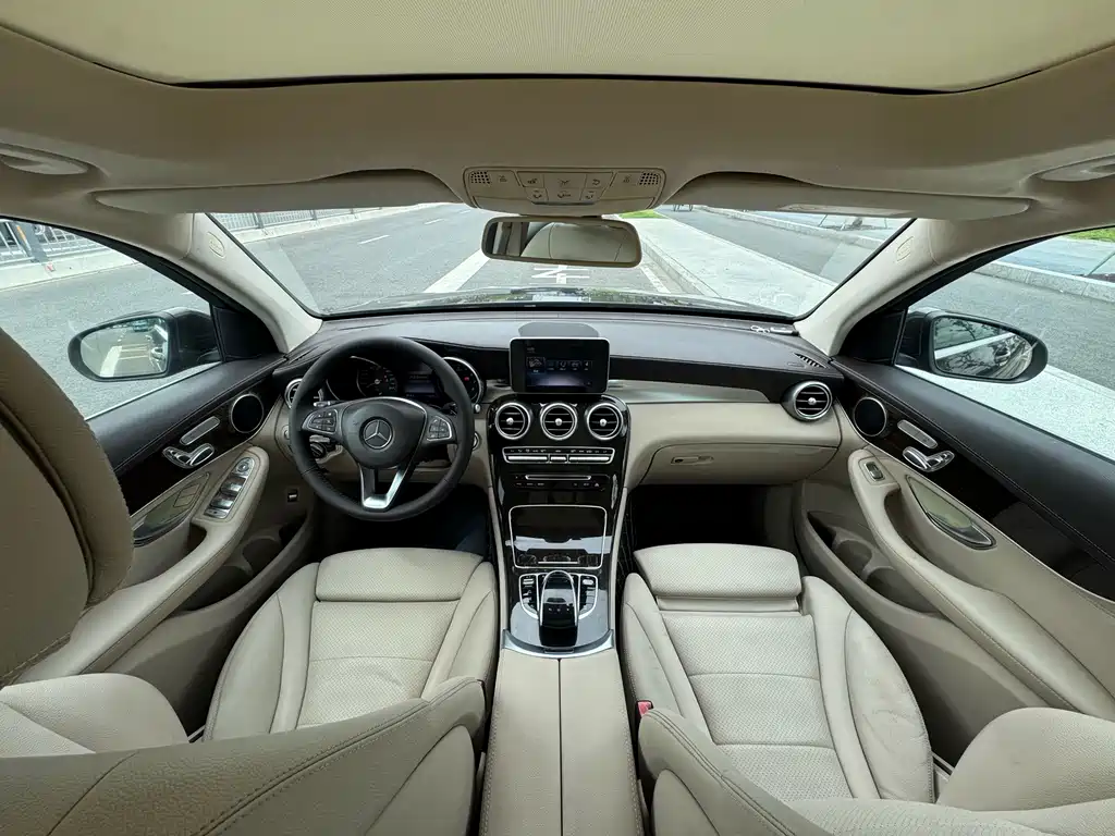 Mercedes-Benz GLC — миниатюра 9