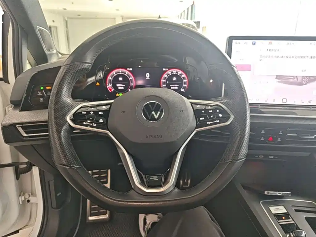 Volkswagen Golf — миниатюра 11