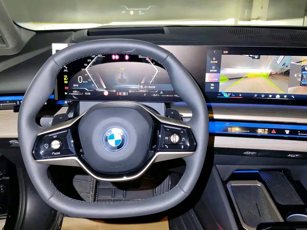 BMW 5 Series — миниатюра 5