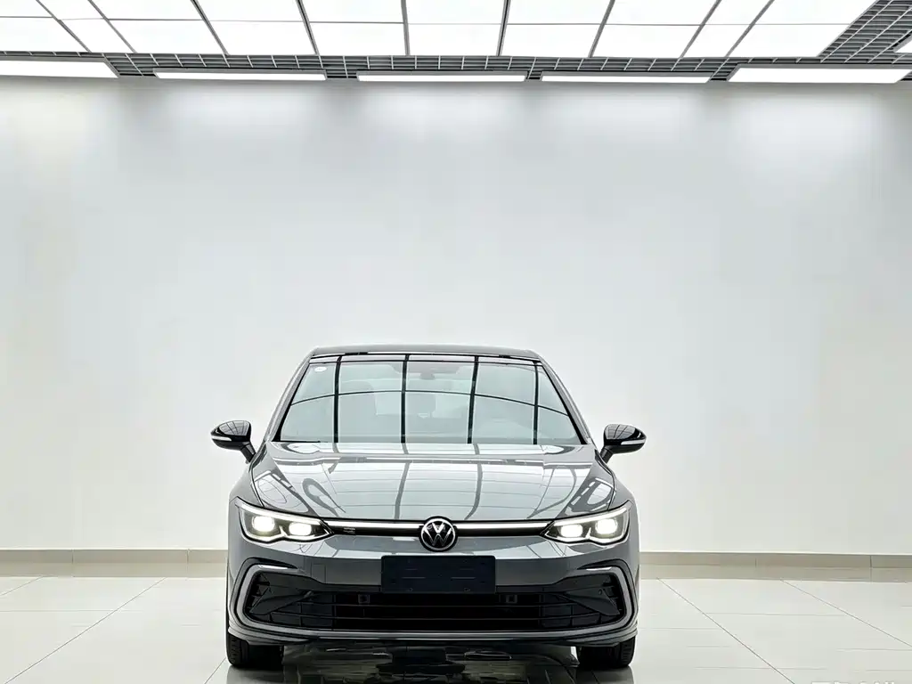 Volkswagen Golf — миниатюра 2