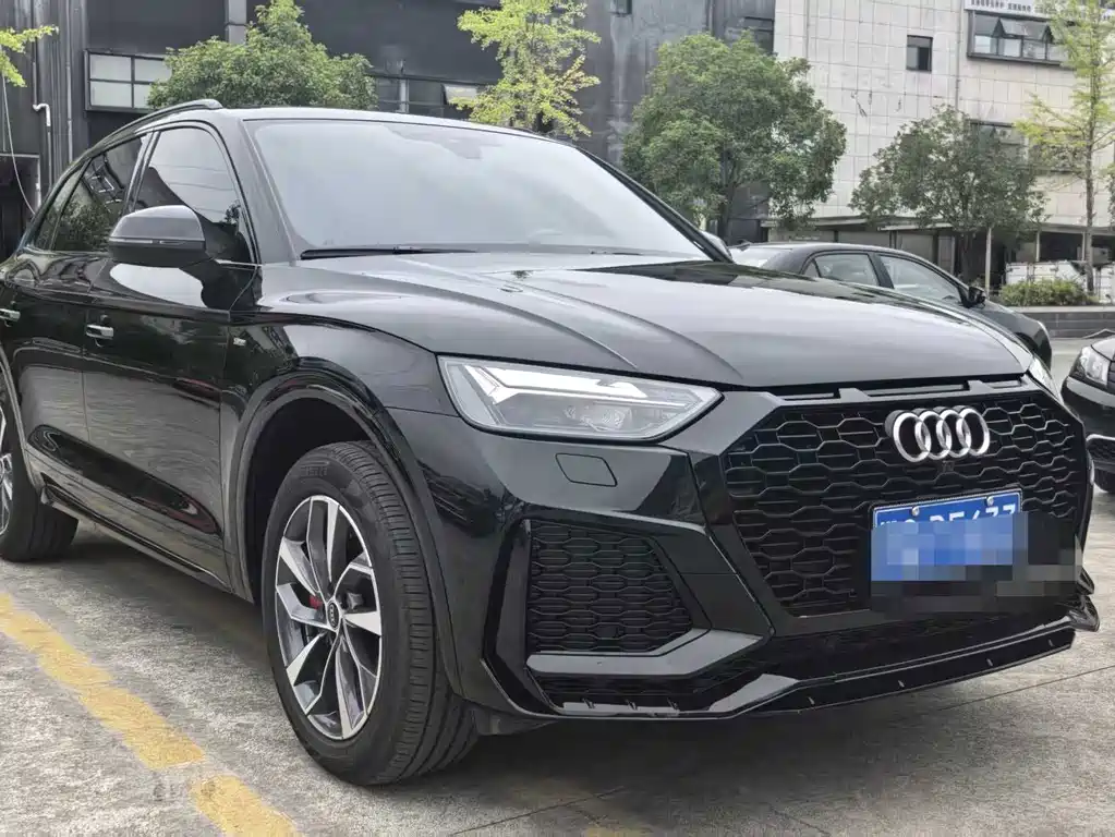 Audi Q5L — миниатюра 2