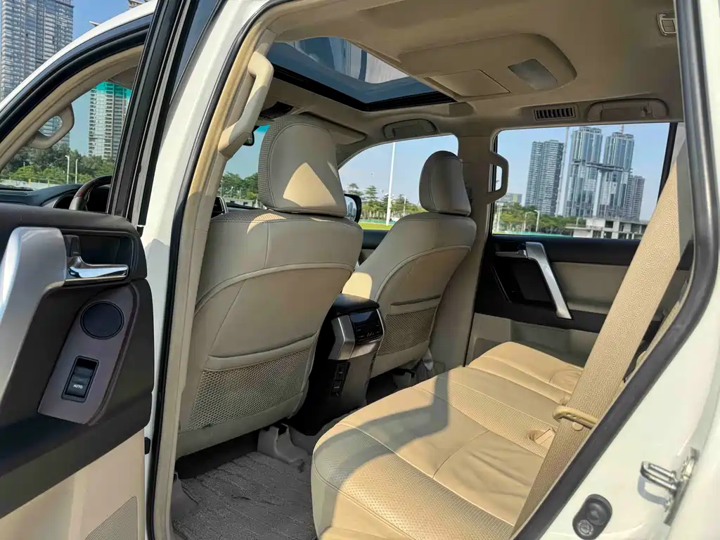 Toyota Prado — миниатюра 11