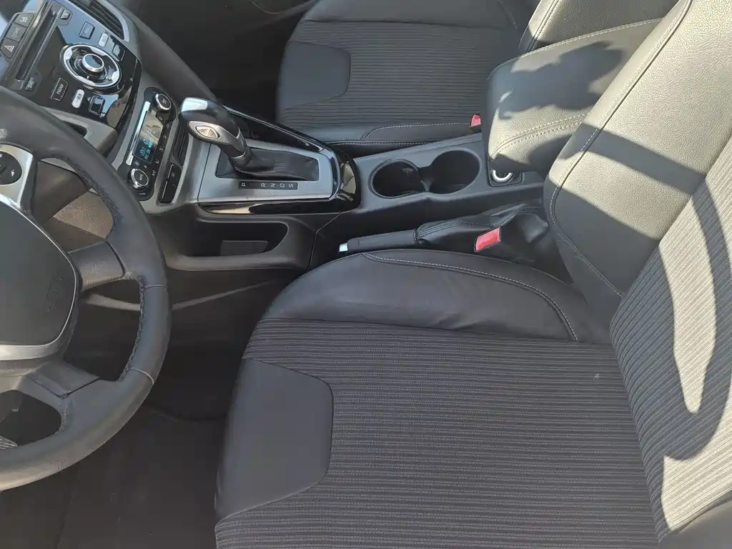 Ford Focus — миниатюра 9