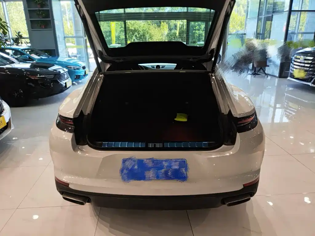 Porsche Panamera — миниатюра 6