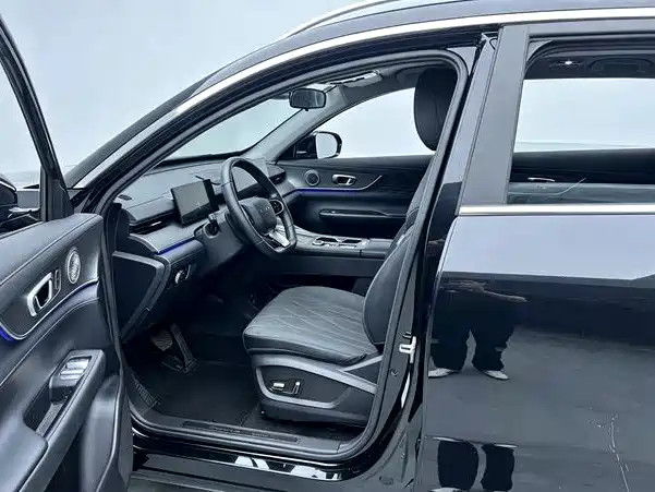 Chery Tiggo 8 PLUS — миниатюра 3