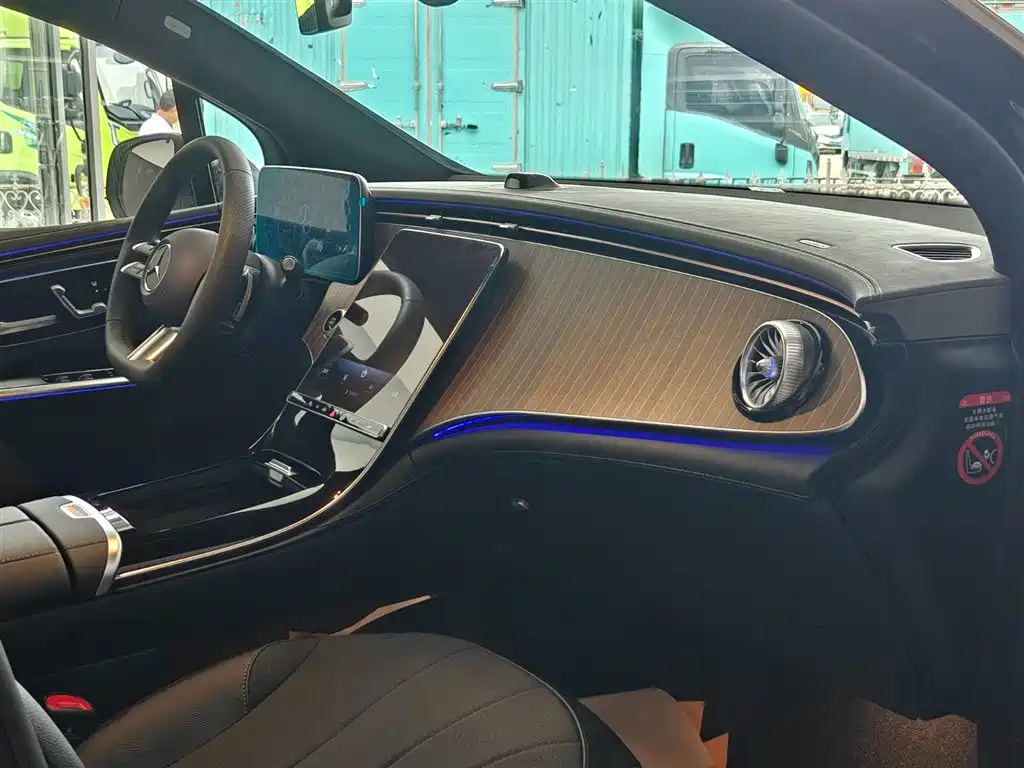 Mercedes-Benz EQE SUV 2025 Черный из Китая