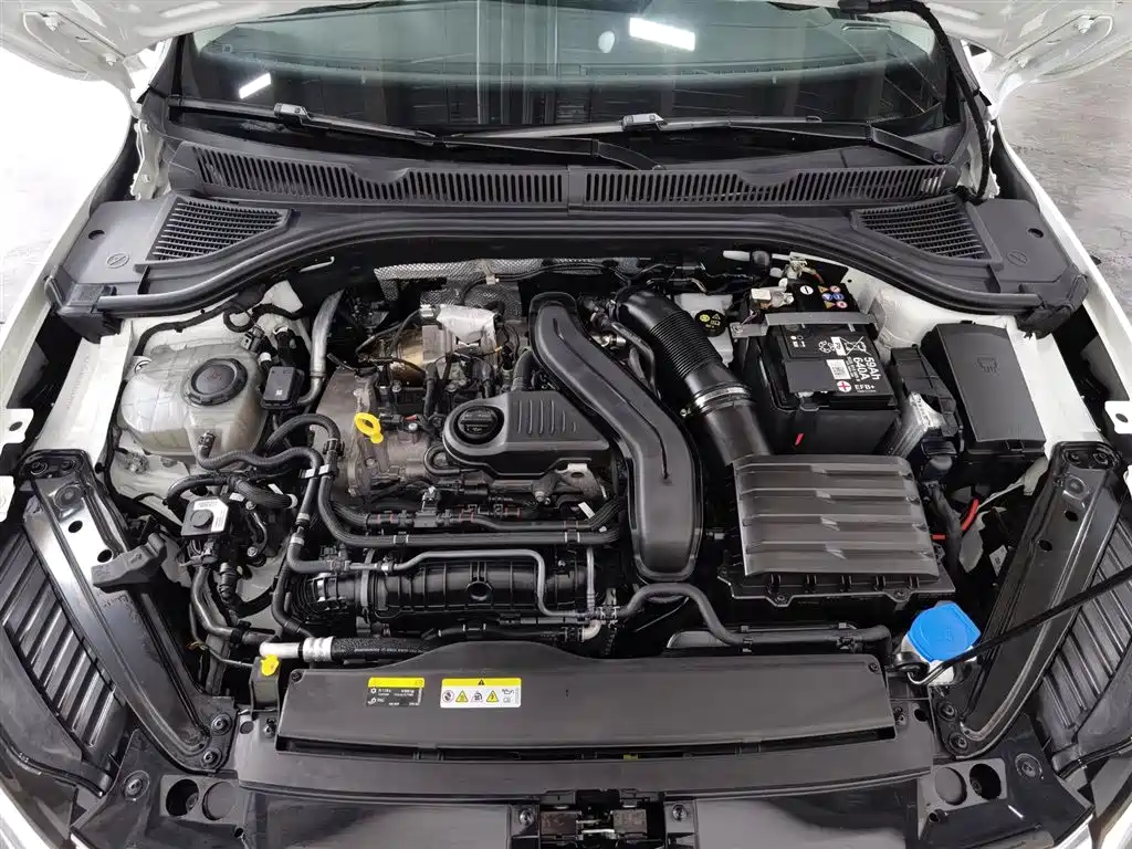 Volkswagen Sagitar 2024 300TSI DSG