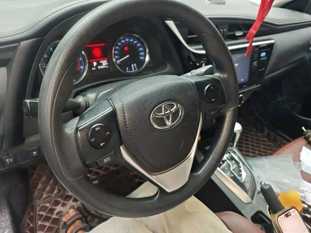 Toyota Corolla — миниатюра 11