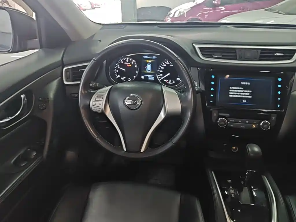 Nissan X-Trail — миниатюра 11