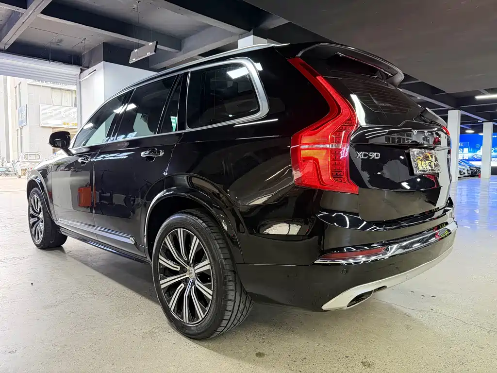 Volvo XC90 — миниатюра 11
