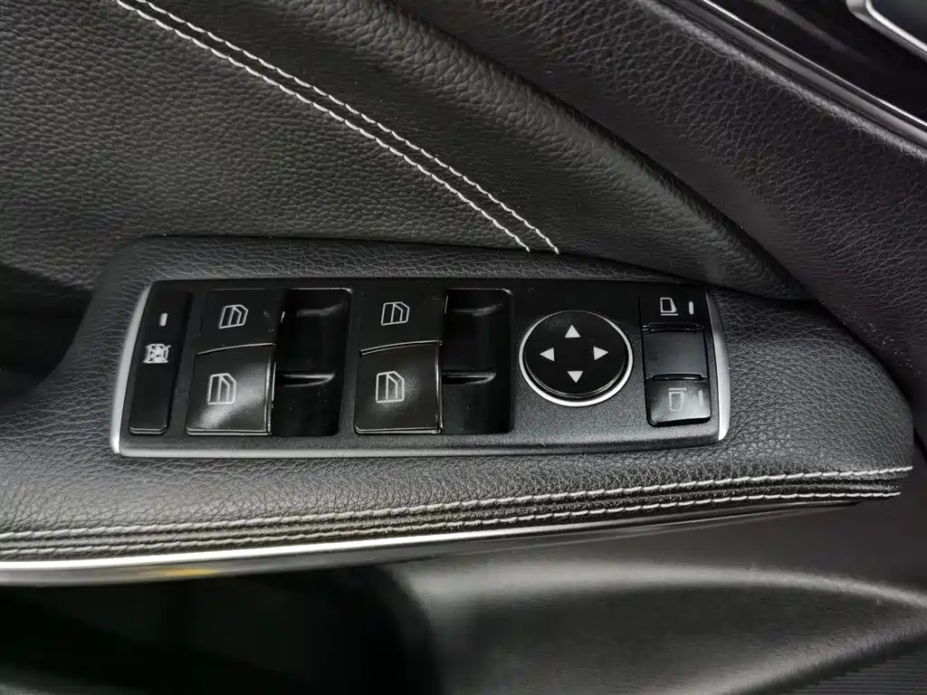 Mercedes-Benz GLA 2018 GLA 200