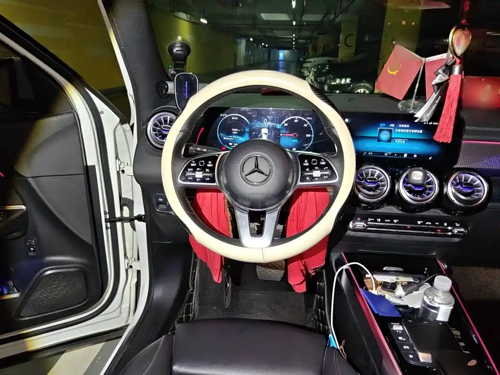 Mercedes-Benz EQB — миниатюра 11