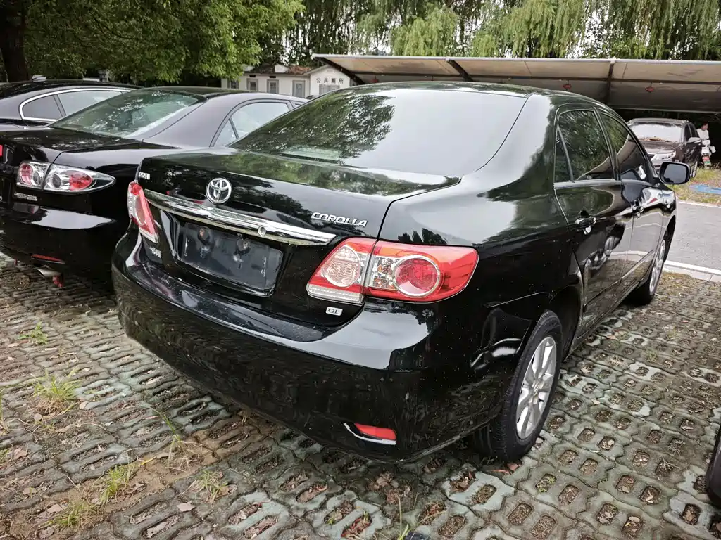 Toyota Corolla — миниатюра 10