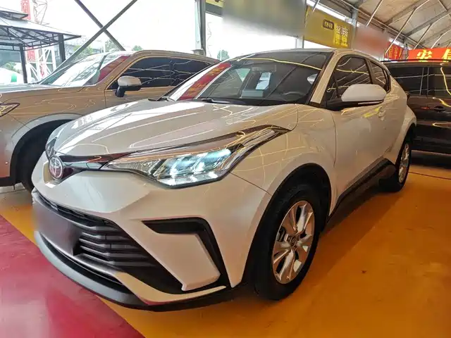 TOYOTA IZOA 2022