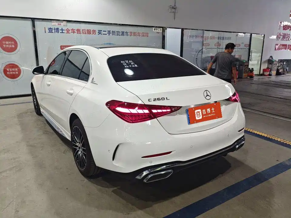 Mercedes-Benz C-Class — миниатюра 4