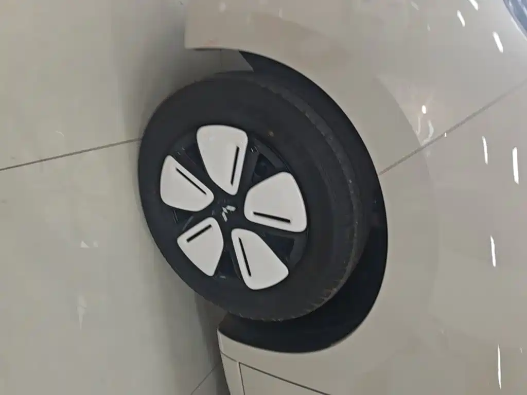 Wuling MINIEV — миниатюра 23